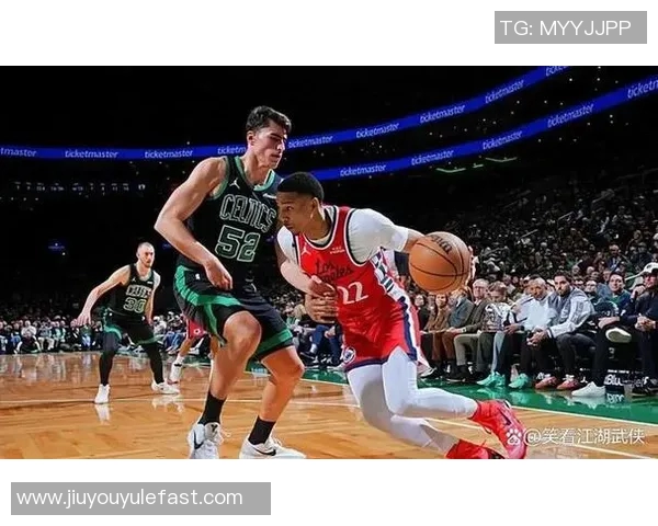 米勒半场表现抢眼高效内线贡献11分9篮板助球队争胜